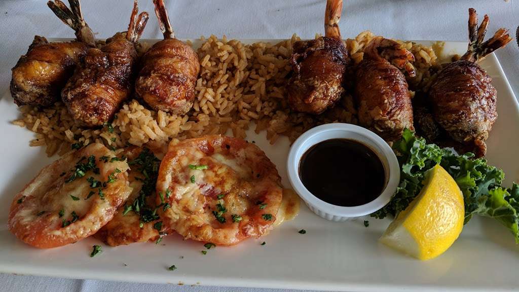 Gaidos Seafood Restaurant | 3828 Seawall Blvd, Galveston, TX 77550, USA | Phone: (409) 761-5500