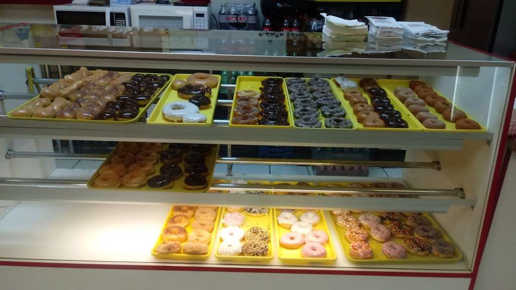 Kiss Donuts | 4701 N Galloway Ave # 106, Mesquite, TX 75150, USA | Phone: (972) 698-9770