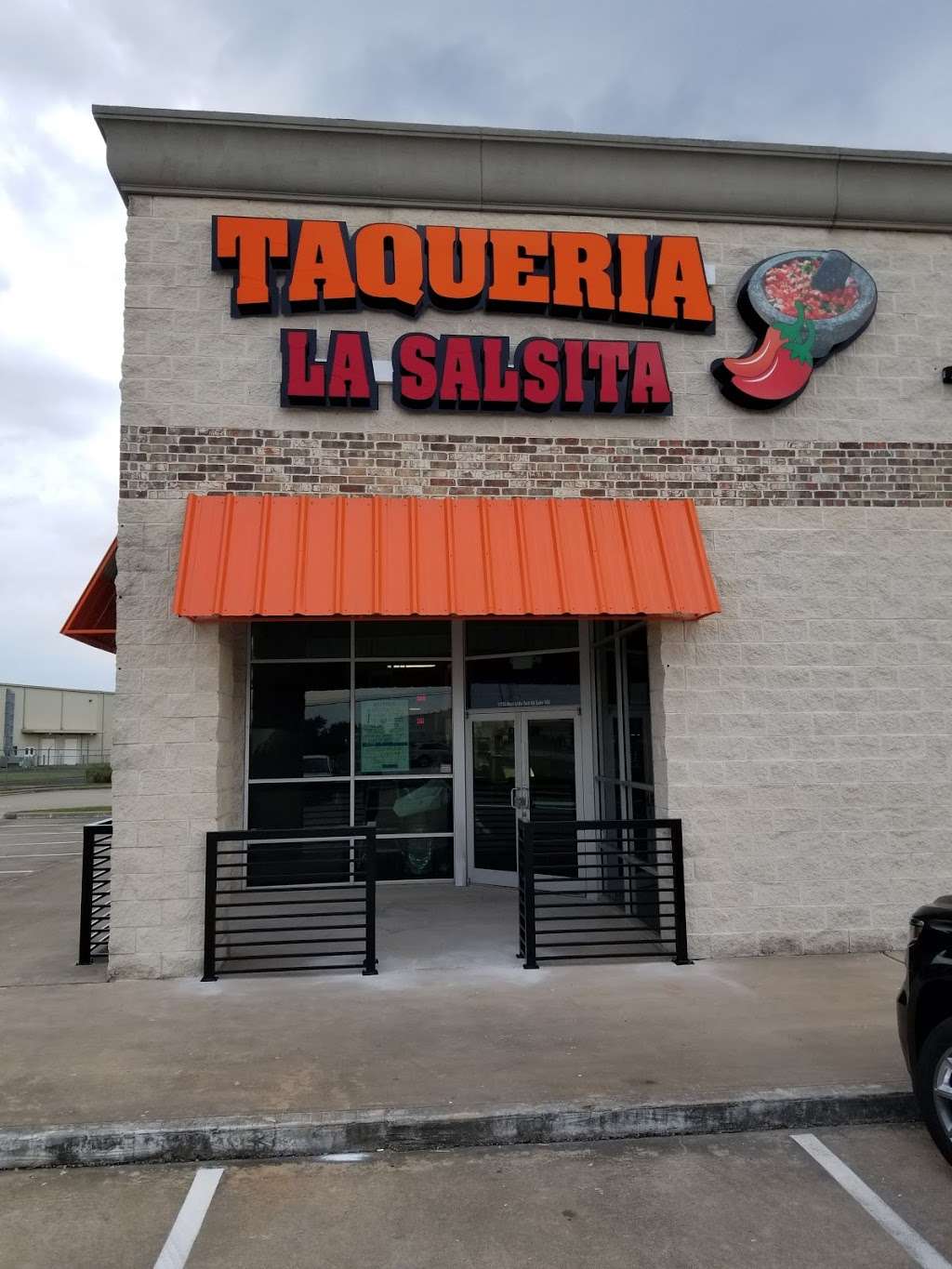 Taqueria La Salsita | 11755 W Little York Rd #106, Houston, TX 77041, USA | Phone: (832) 230-4736