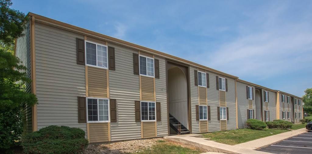 Pickwick Farms Apartments | 1540 Handball Ln, Indianapolis, IN 46260, USA | Phone: (317) 724-2424