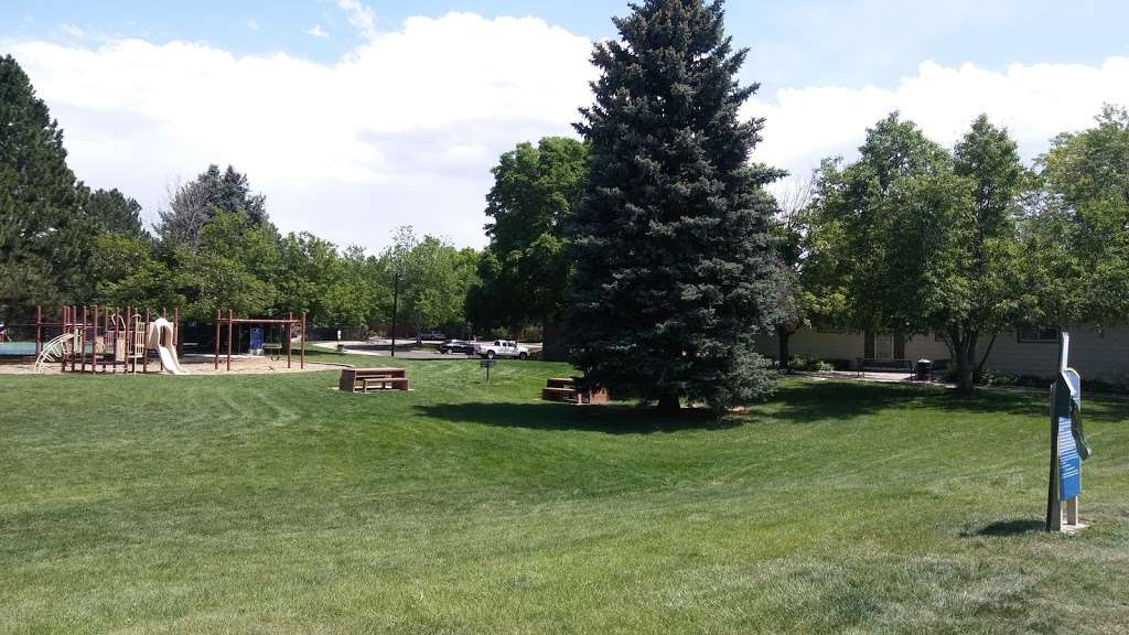 Havana Heights Park | 10901 E Warren Ave, Aurora, CO 80014, USA | Phone: (303) 739-7160