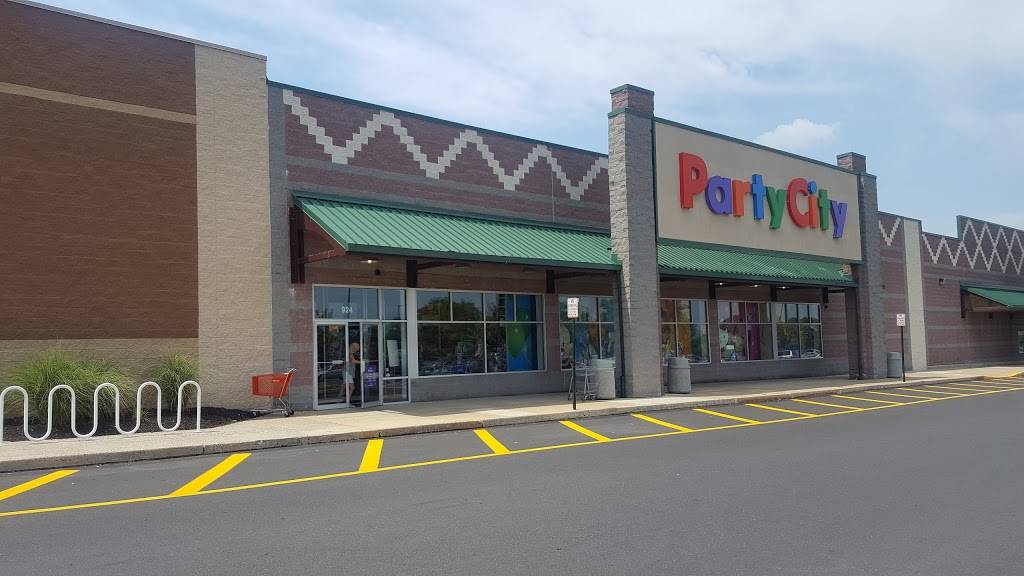 Party City (Curbside Pickup and Same Day Delivery) | 924 Street Rd, Warminster, PA 18974, USA | Phone: (215) 957-7722