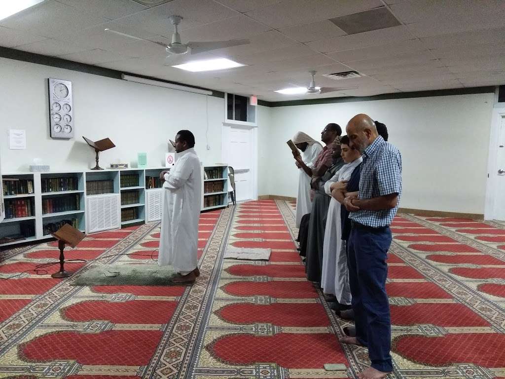 Islamic Center of Charlotte | 1700 Progress Ln, Charlotte, NC 28205, USA | Phone: (704) 537-9399