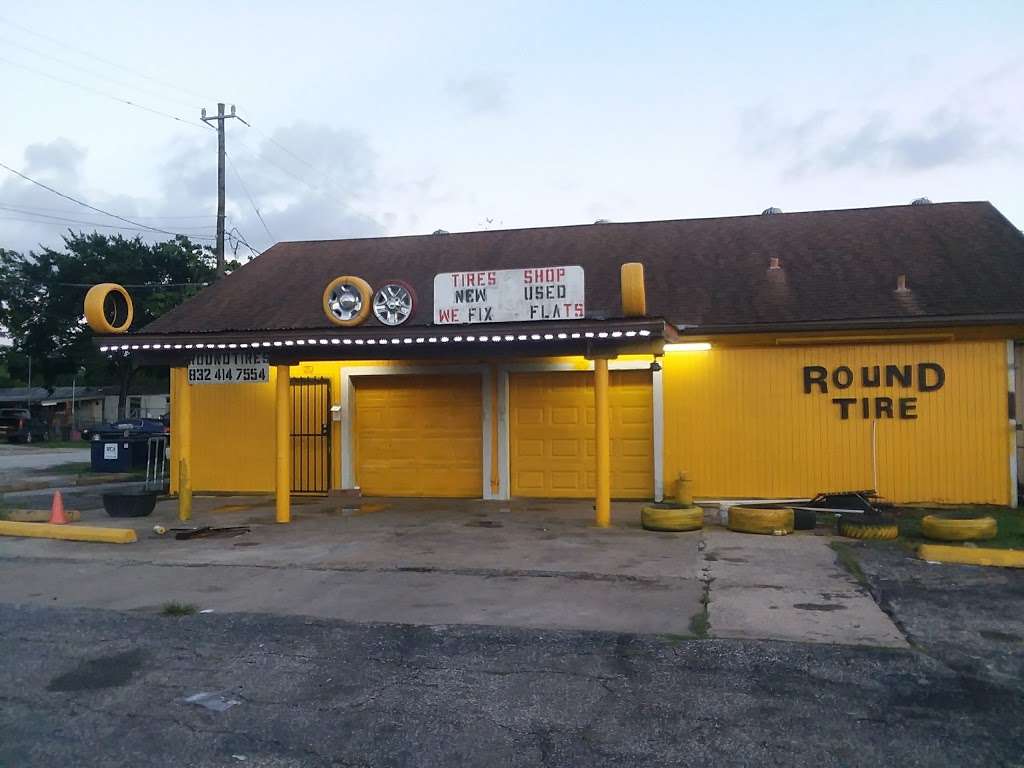 Round Tires Service | 14022 East Fwy, Houston, TX 77015, USA | Phone: (361) 775-5105