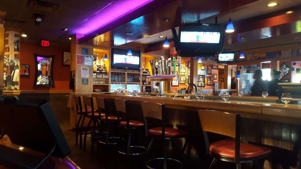 Applebees Grill + Bar | 70 Buckwalter Rd, Linfield, PA 19468, USA | Phone: (610) 792-8136