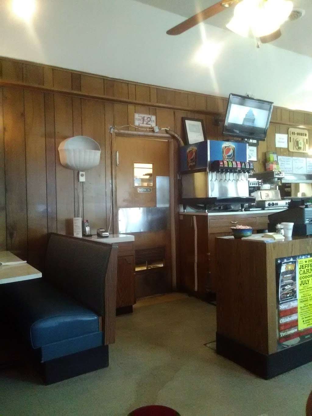 Emigs 81 Diner | 7620 Lincoln Hwy, Abbottstown, PA 17301, USA | Phone: (717) 259-8177