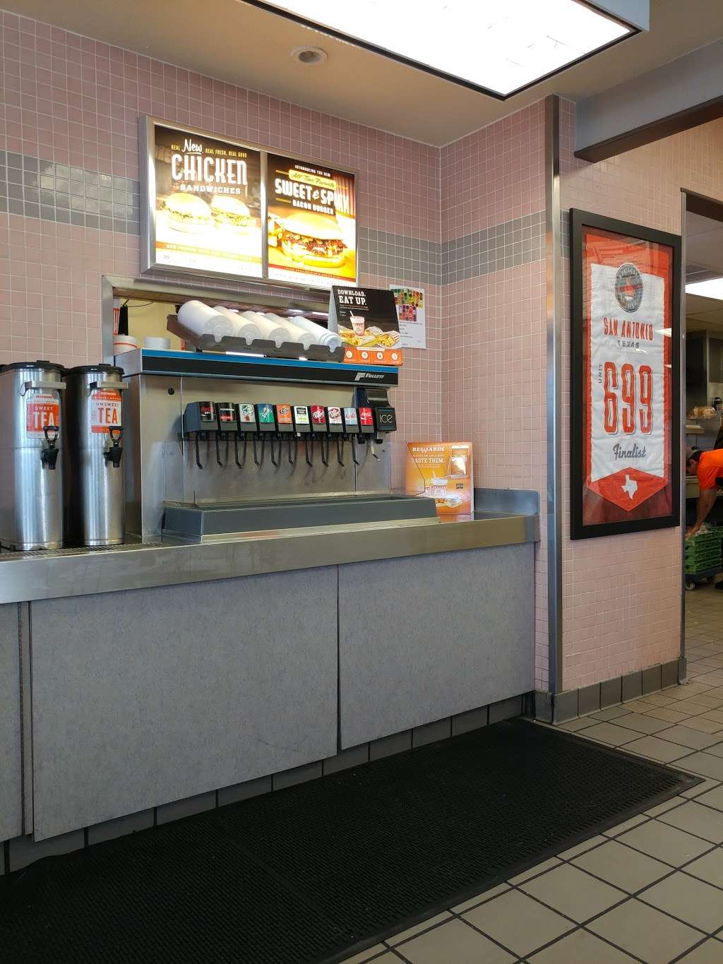 Whataburger | 6391 Babcock Rd, San Antonio, TX 78240, USA | Phone: (210) 697-0244