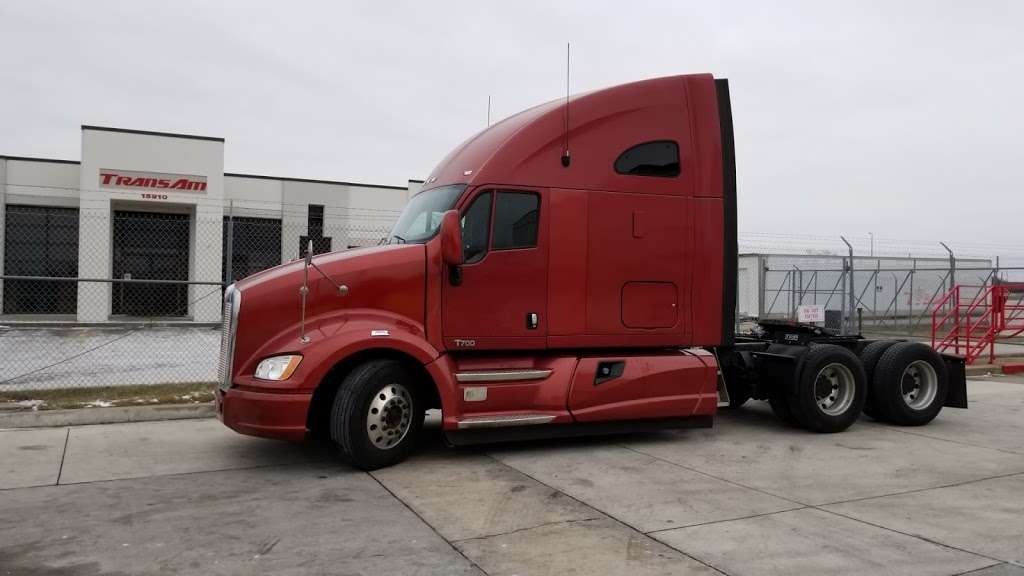 Trans Am Trucks Fleet Sales | 15910 US-169, Olathe, KS 66062, USA | Phone: (913) 774-1023