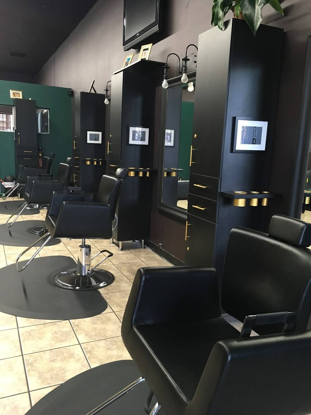 CrownD Barber Lounge | 13343 Hawthorne Blvd, Hawthorne, CA 90250, USA | Phone: (310) 848-7312