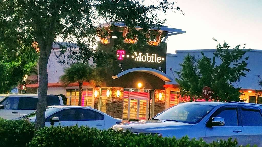 T-Mobile | 1821 S Federal Hwy Unit 202, Delray Beach, FL 33483, USA | Phone: (561) 330-6211