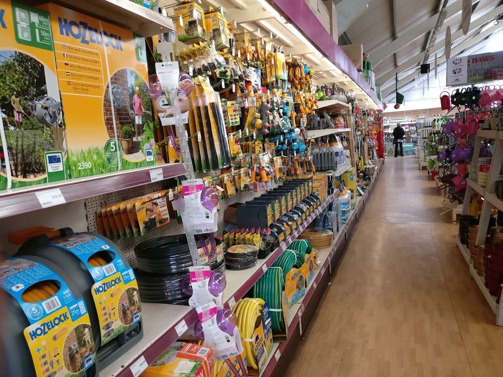 Knights Garden Centre | Limpsfield Rd, Warlingham, Chelsham CR6 9DZ, UK | Phone: 01883 622340