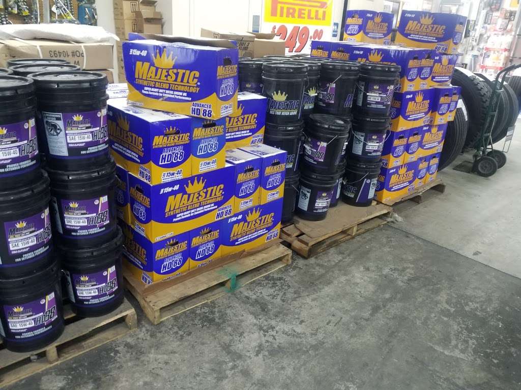 Texas Tire Retail and Wholesale | 2802 N Wayside Dr, Houston, TX 77020, USA | Phone: (713) 675-5500