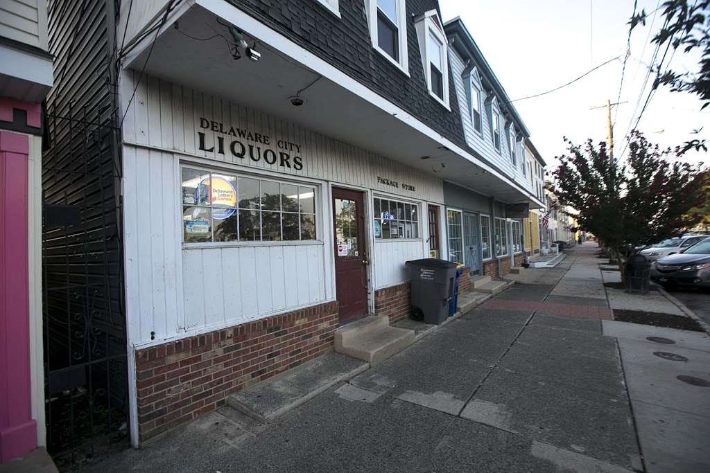 Delaware City Liquors | 76 Clinton St, Delaware City, DE 19706, USA | Phone: (302) 834-1941
