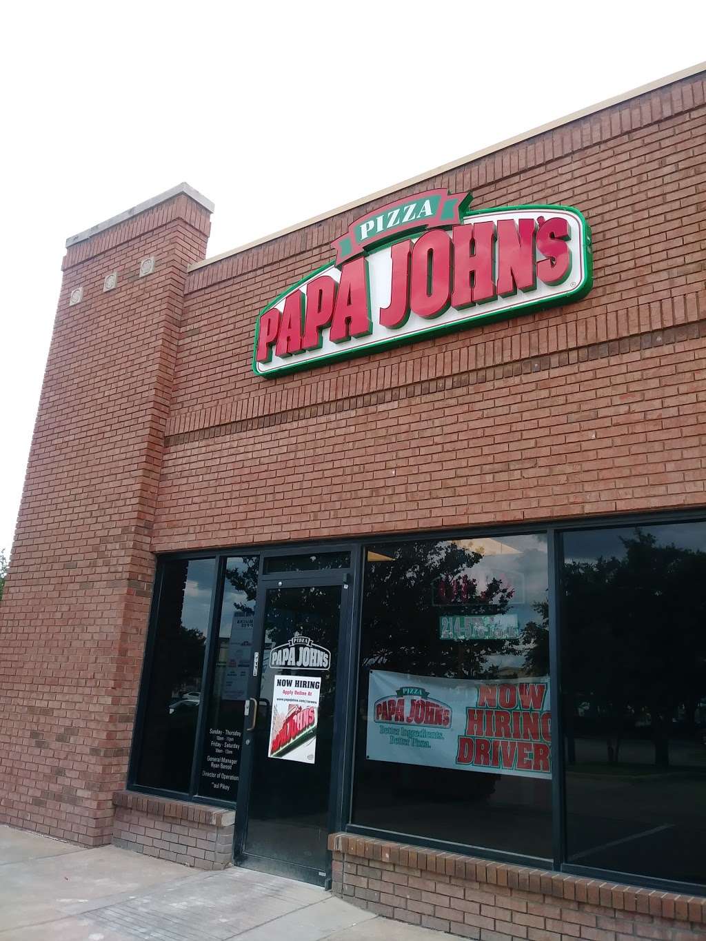 Papa Johns Pizza | 2105 Buckingham Rd Ste 2105, Richardson, TX 75081, USA | Phone: (214) 575-7272