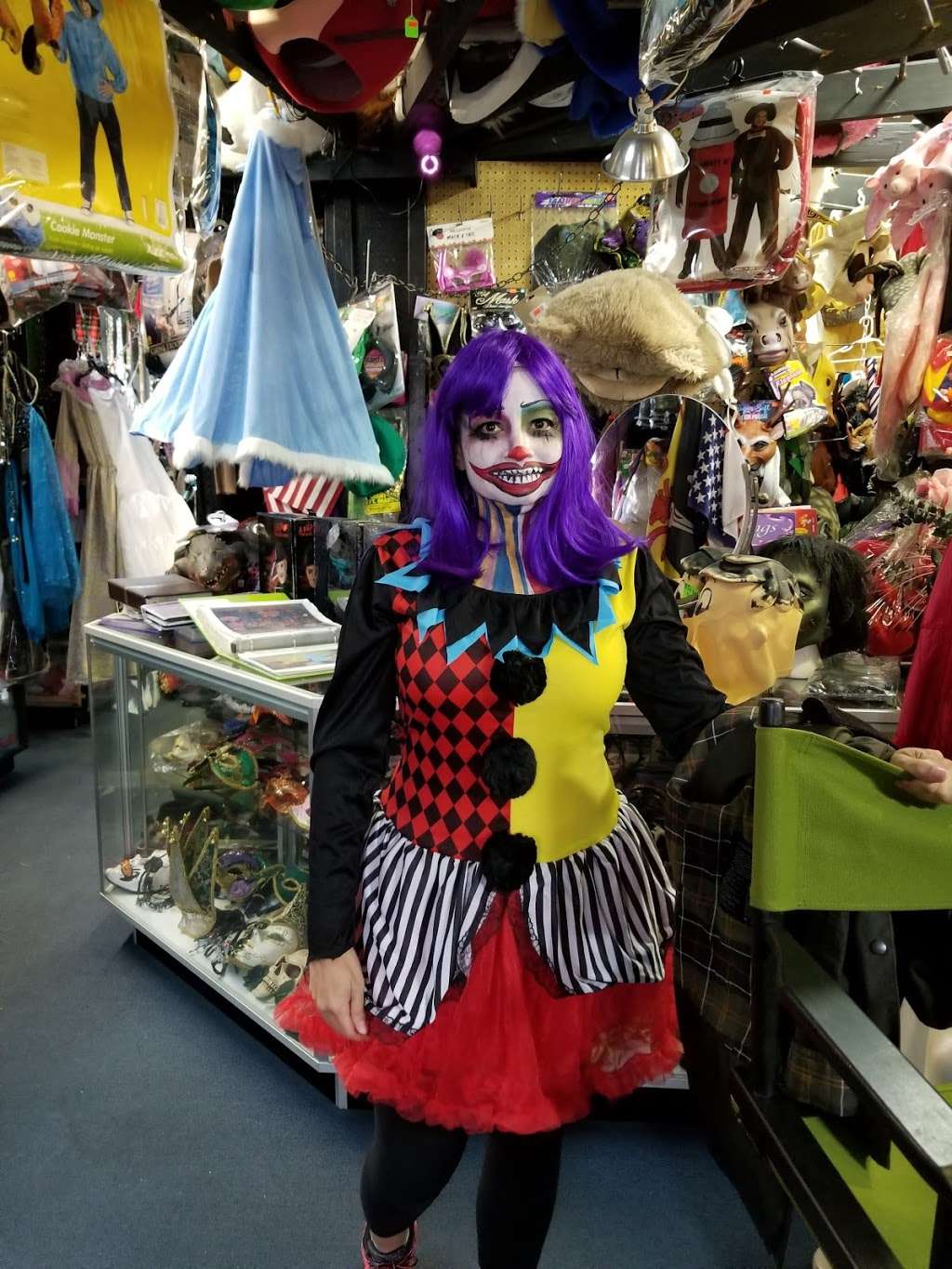 Arlenes Costume Shop | 675 Batchelor St A, Toms River, NJ 08753 | Phone: (732) 244-8777