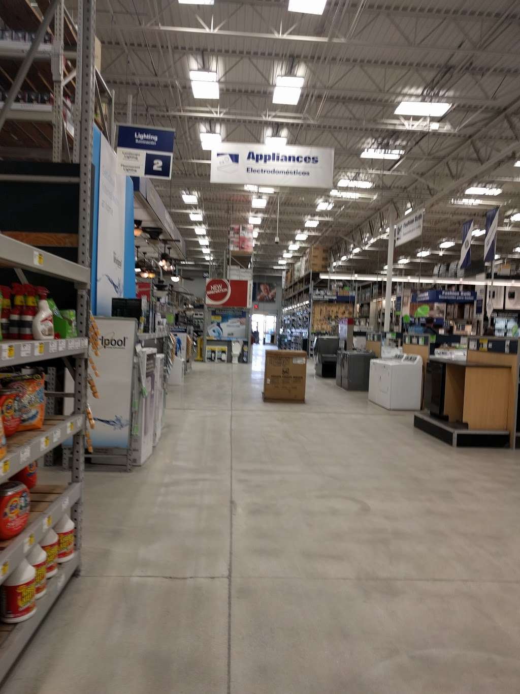 Lowes Home Improvement | 860 N Kinzie Ave, Bradley, IL 60915 | Phone: (815) 933-5555