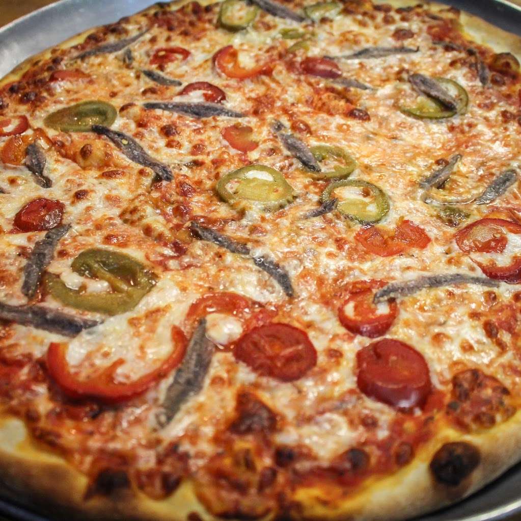 Chrones Pizza | 906 Mountain Ave, Mountainside, NJ 07092, USA | Phone: (908) 233-9922