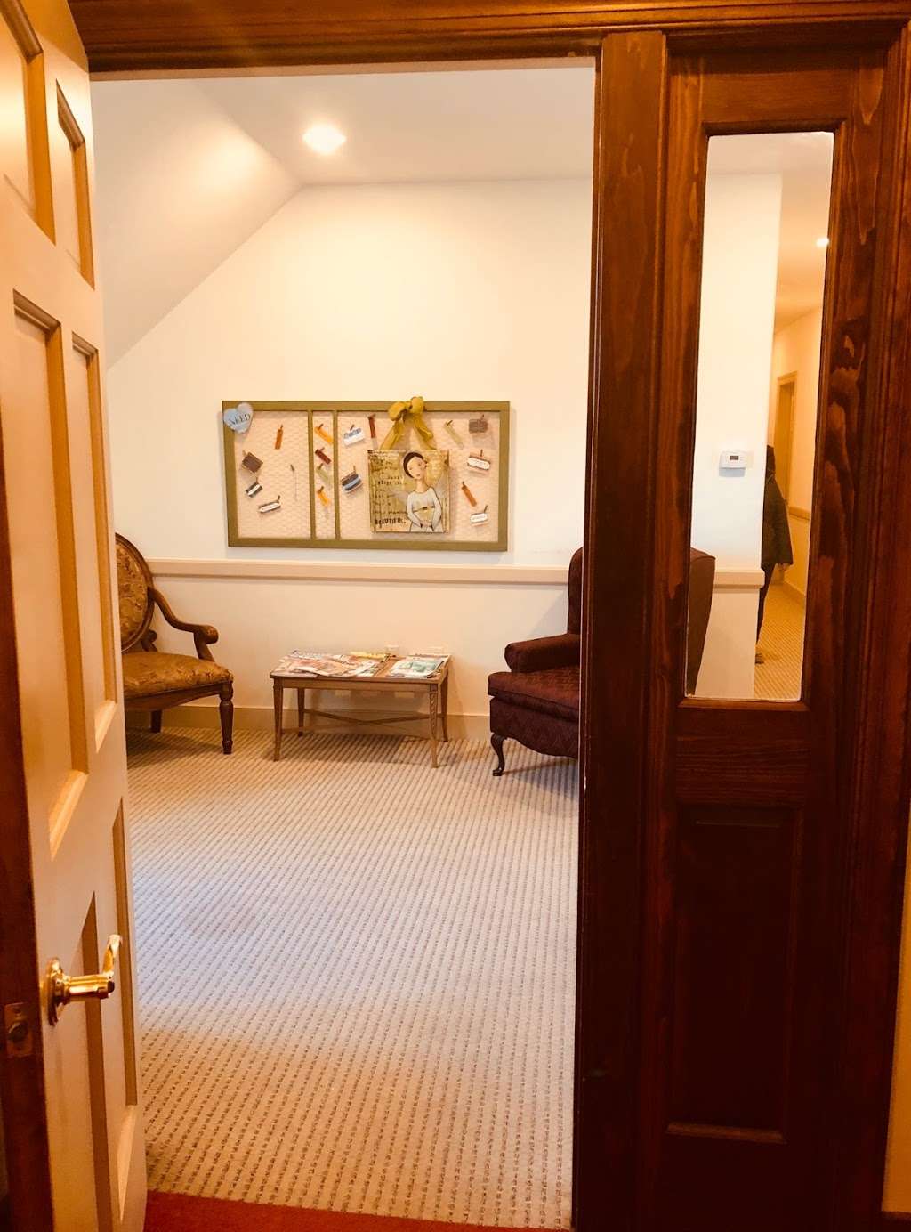 WISE MIND Ltd: Dialectical Behavior Therapy (DBT) | 400 Genesee Street, Town Bank Building, Suite C, Historic Downtown Delafield Business District, Delafield, WI 53018 | Phone: (262) 744-5201