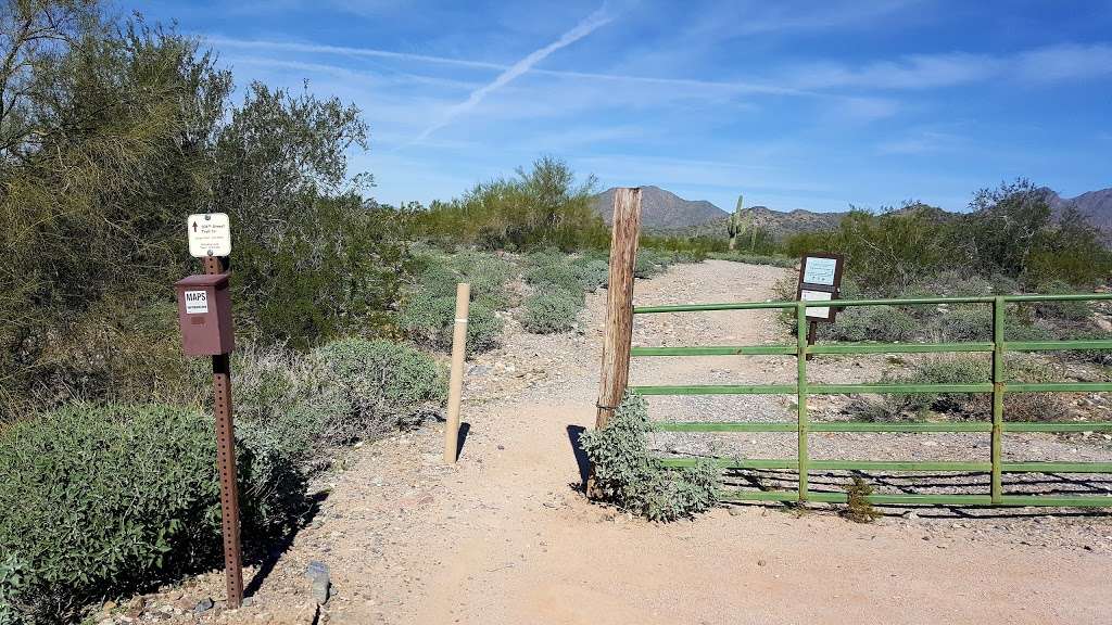 104th/Bell Road Trailhead | Levee Trail, Scottsdale, AZ 85255, USA | Phone: (480) 312-3111