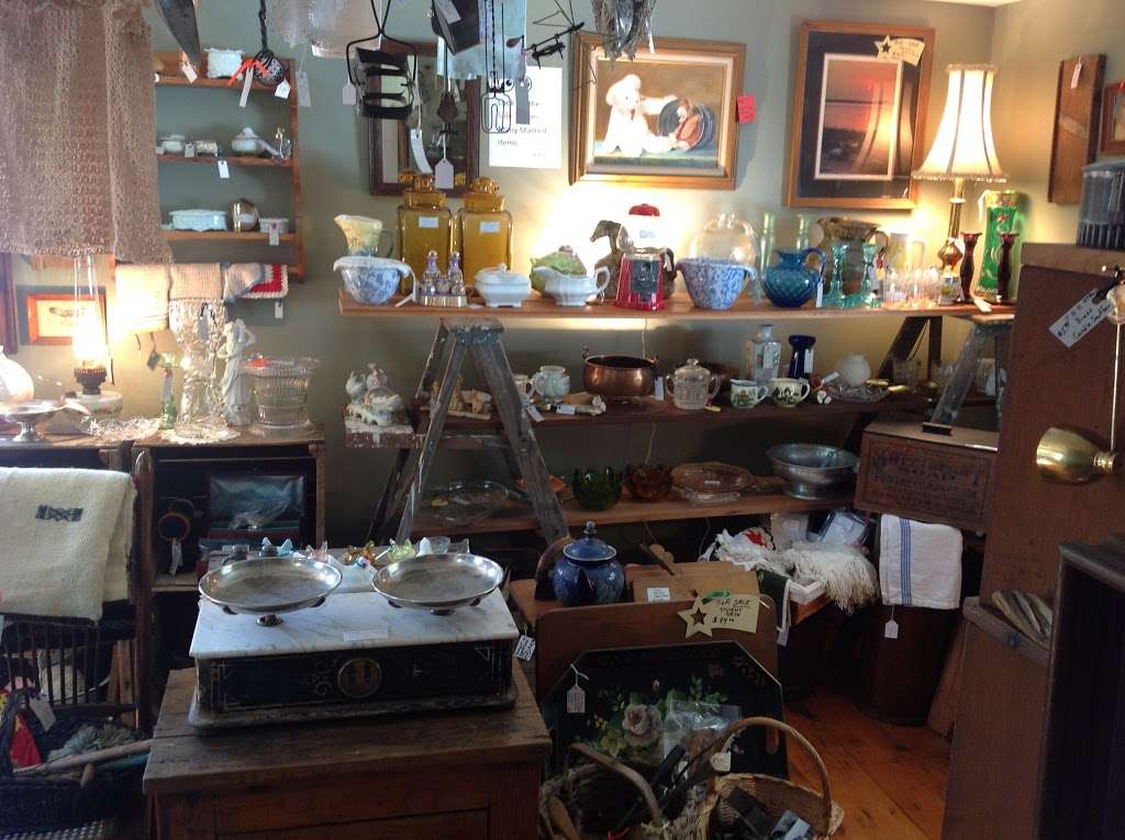 Friendship Antiques & Vintage | 3 Friendship Rd, Friendship, MD 20758, USA | Phone: (410) 286-5932