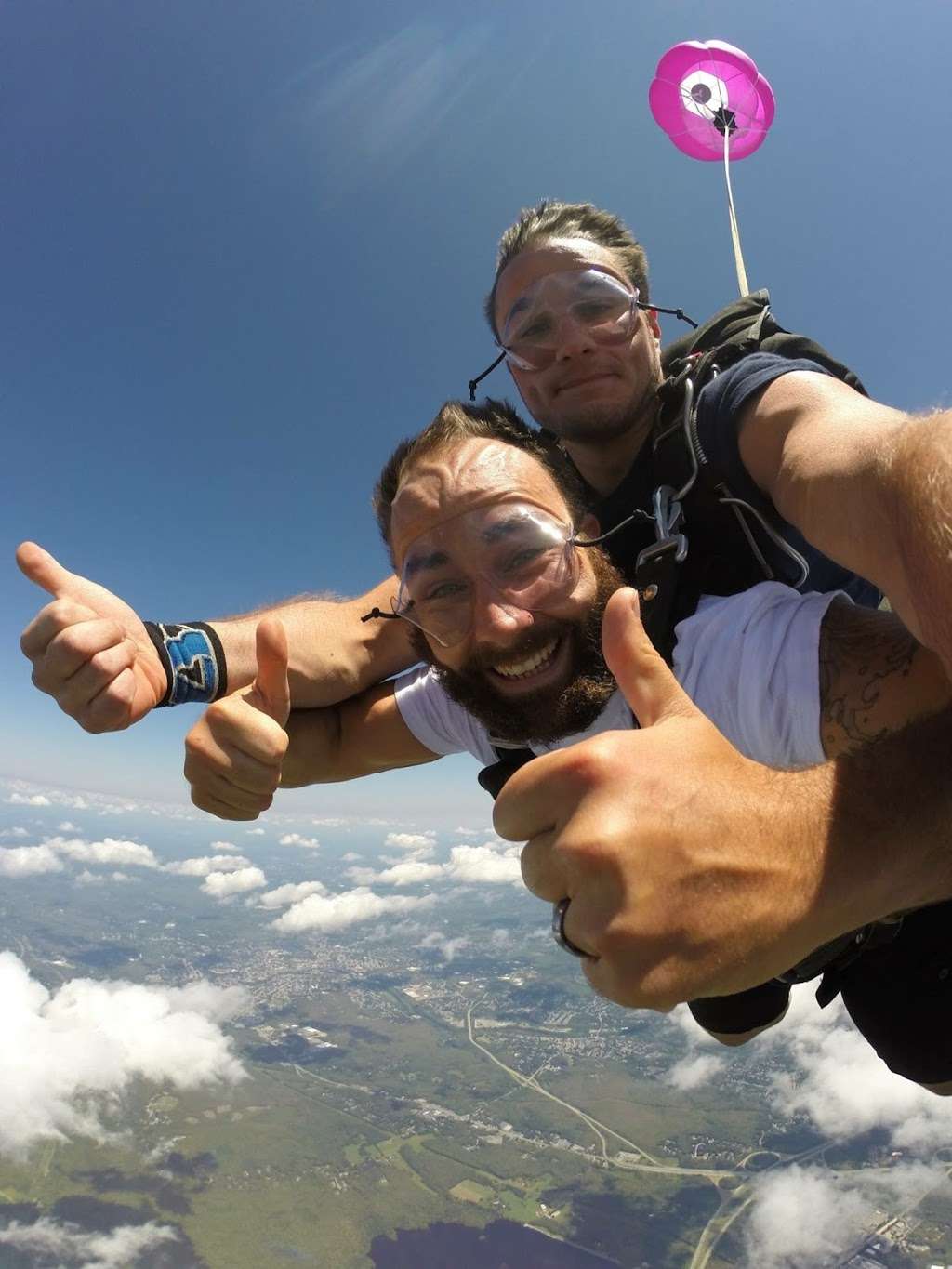 Boston Skydive Center | North Central State Airport, 300 Jenckes Hill Rd, Smithfield, RI 02917, USA | Phone: (508) 759-3483