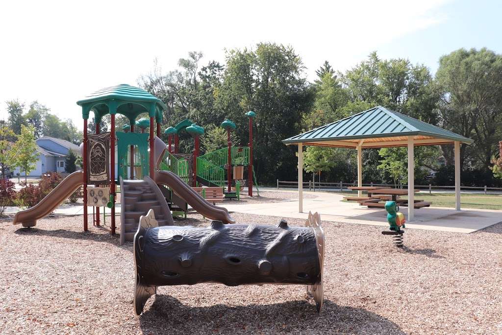 Shaw Park - Round Lake Area Park District | 35950 N Fairfield Rd, Round Lake, IL 60073, USA | Phone: (814) 546-8558