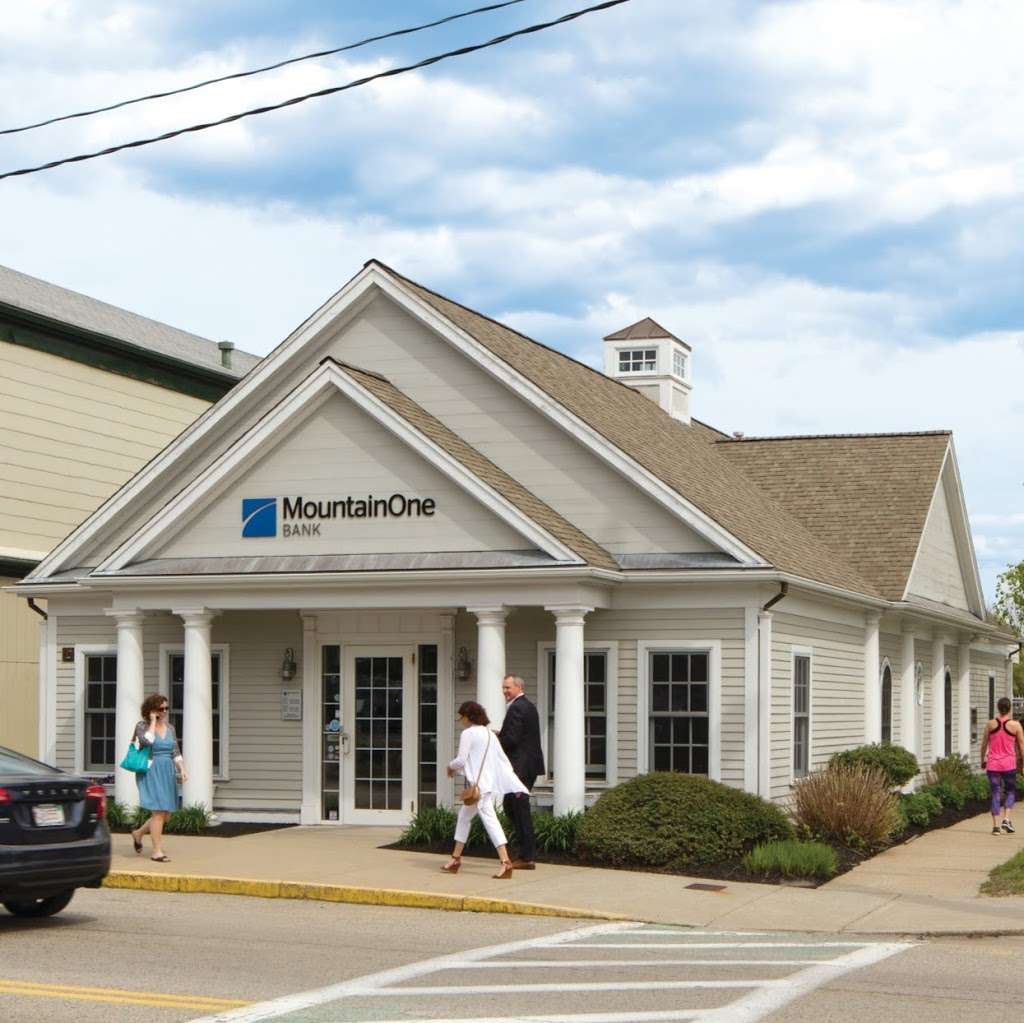 MountainOne Bank | 54 Front St, Scituate, MA 02066, USA | Phone: (855) 444-6861