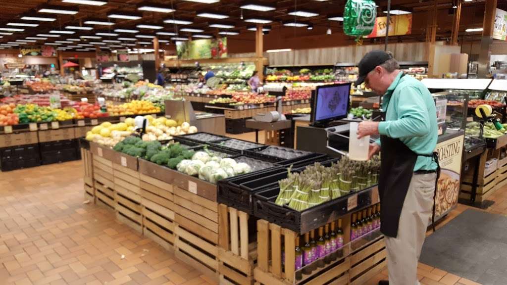 Wegmans | 1315 Scranton Carbondale Hwy, Scranton, PA 18508, USA | Phone: (570) 383-8721