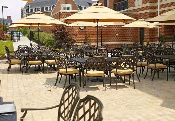 Courtyard by Marriott Newark-University of Delaware | 400 David Hollowell Dr, Newark, DE 19716, USA | Phone: (302) 737-0900