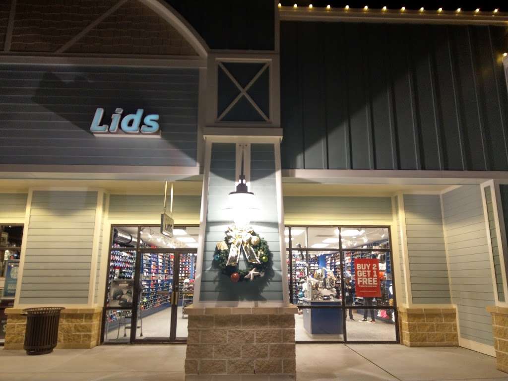 LIDS | 35706 Bayside Outlet Dr S440, Rehoboth Beach, DE 19971, USA | Phone: (302) 226-8580