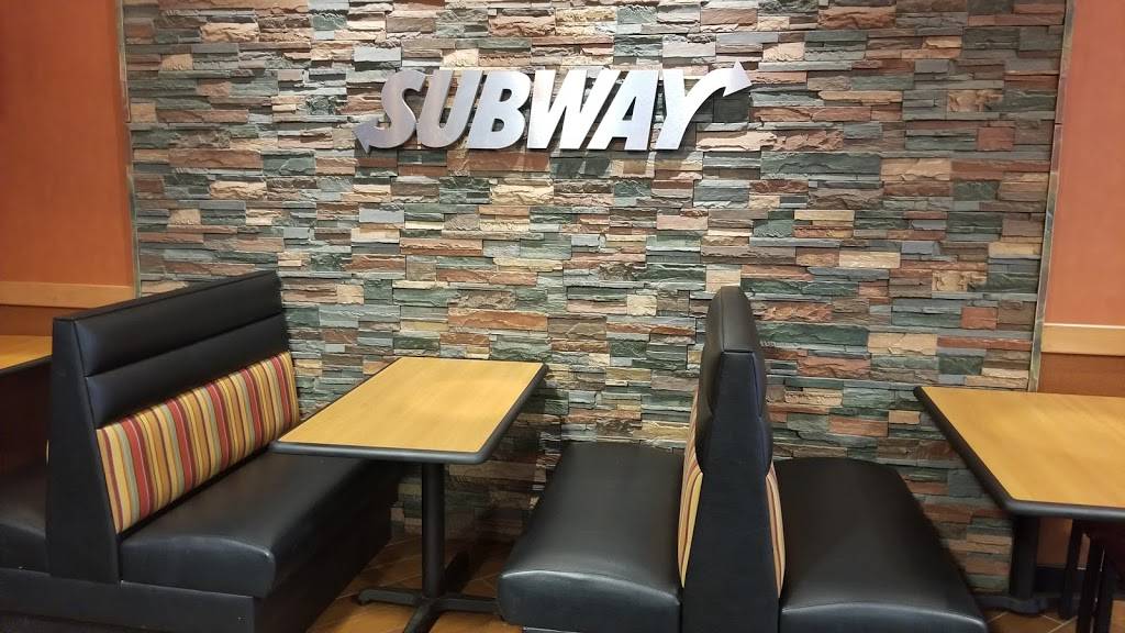 Subway | 8022 NW 39th Expy, Bethany, OK 73008, USA | Phone: (405) 470-6498