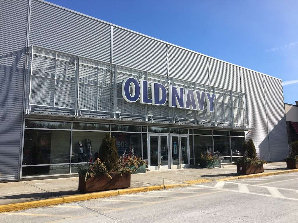 Old Navy | 43 Middlesex Turnpike, Burlington, MA 01803, USA | Phone: (781) 229-0996