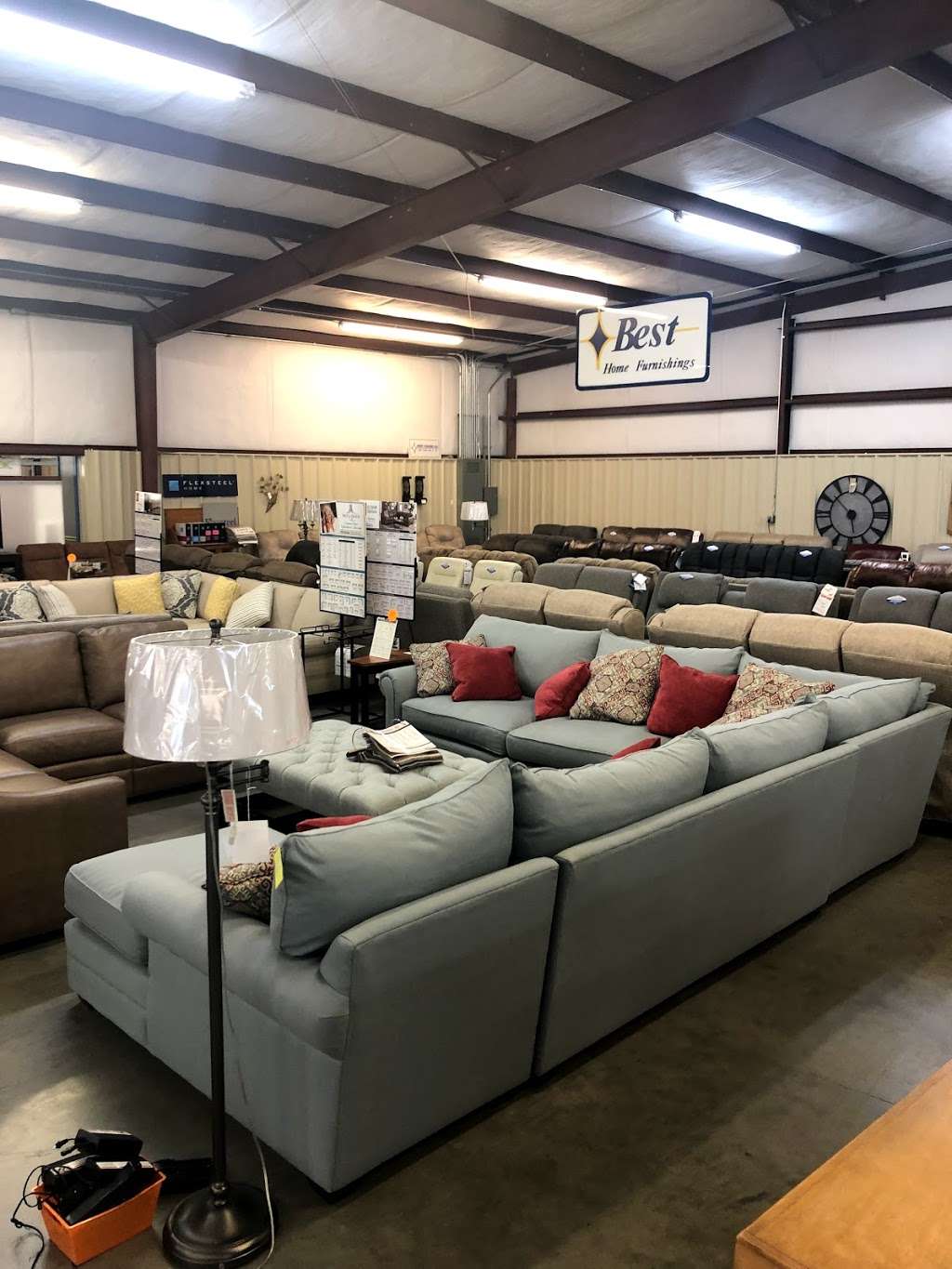 R & J Furniture Xpress | 1015 N, Salisbury Ave, Spencer, NC 28159, USA | Phone: (704) 633-4677