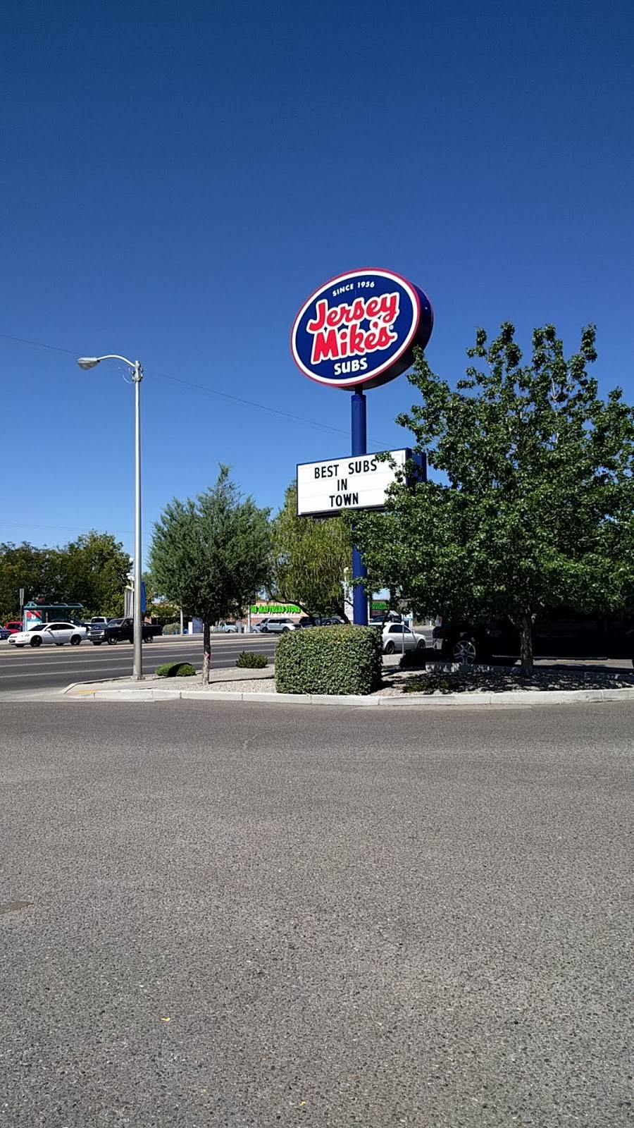 Jersey Mikes Subs | 6060 San Mateo Blvd NE, Albuquerque, NM 87109, USA | Phone: (505) 888-7555