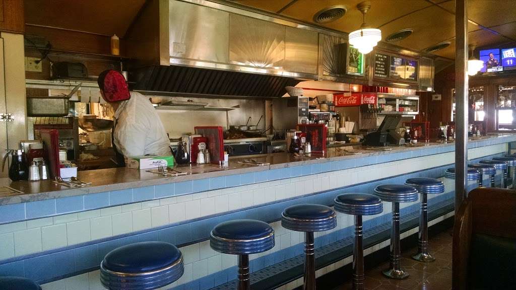 Miss Mendon Diner | 16 Uxbridge Rd, Mendon, MA 01756, USA | Phone: (508) 634-3000