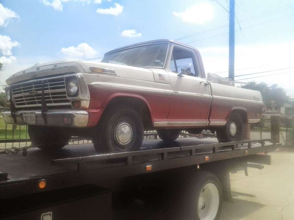 Haul All Towing and Equipment Transport | 2305 Southwell Rd, Dallas, TX 75229, USA | Phone: (972) 704-8880