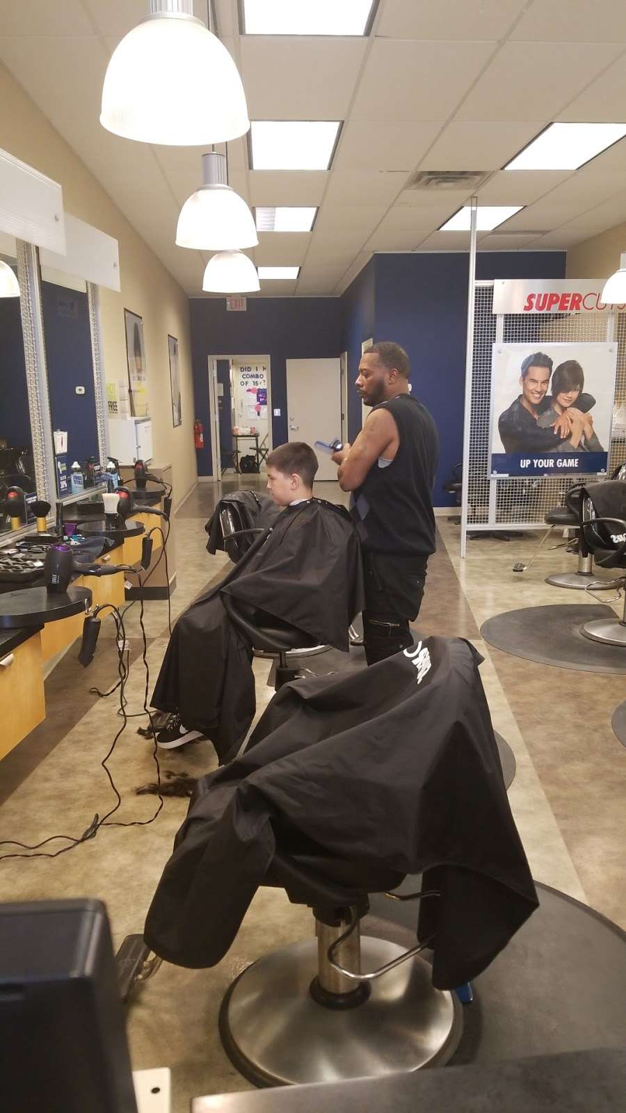 Supercuts | 6508 S 27th St #8, Oak Creek, WI 53154, USA | Phone: (414) 761-0455