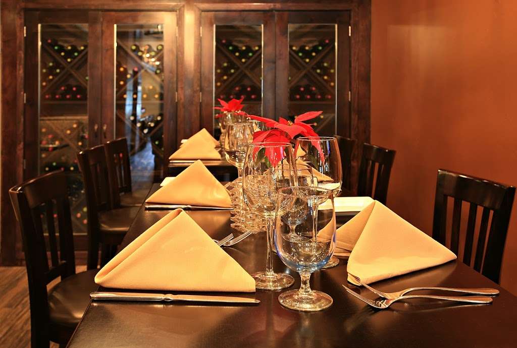 Villa Capri Trattoria & Wine Bar | 14771 Pomerado Rd, Poway, CA 92064, USA | Phone: (858) 391-9400