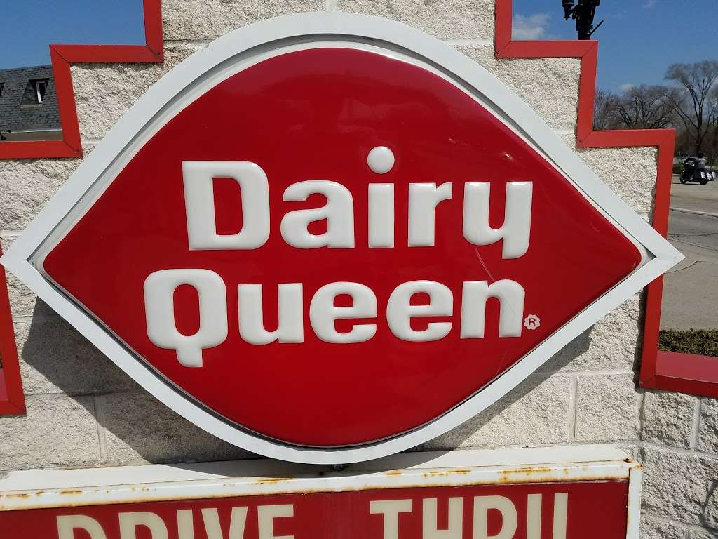 Dairy Queen Store | 703 E State St, Geneva, IL 60134 | Phone: (630) 232-2244