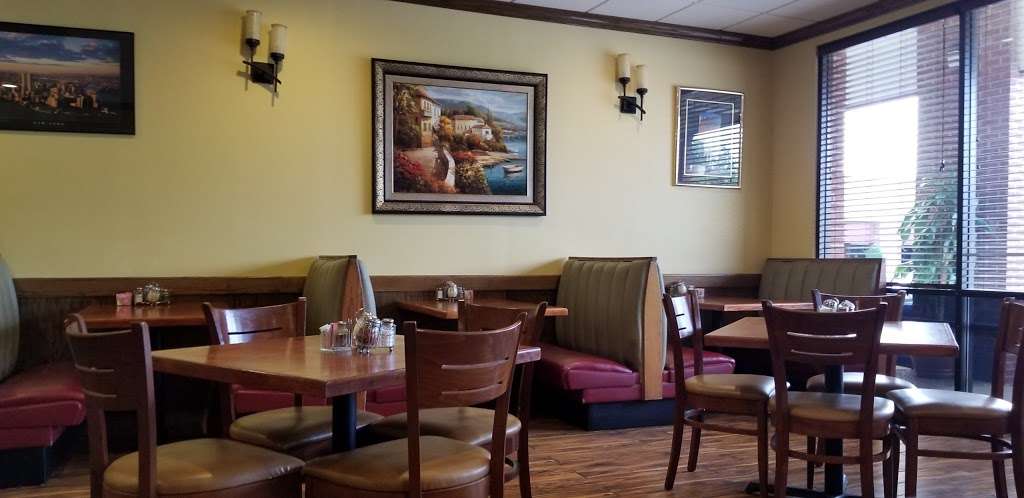 Besas Italian Restaurant | 7602 N Jupiter Rd, Garland, TX 75044, USA | Phone: (972) 414-9688