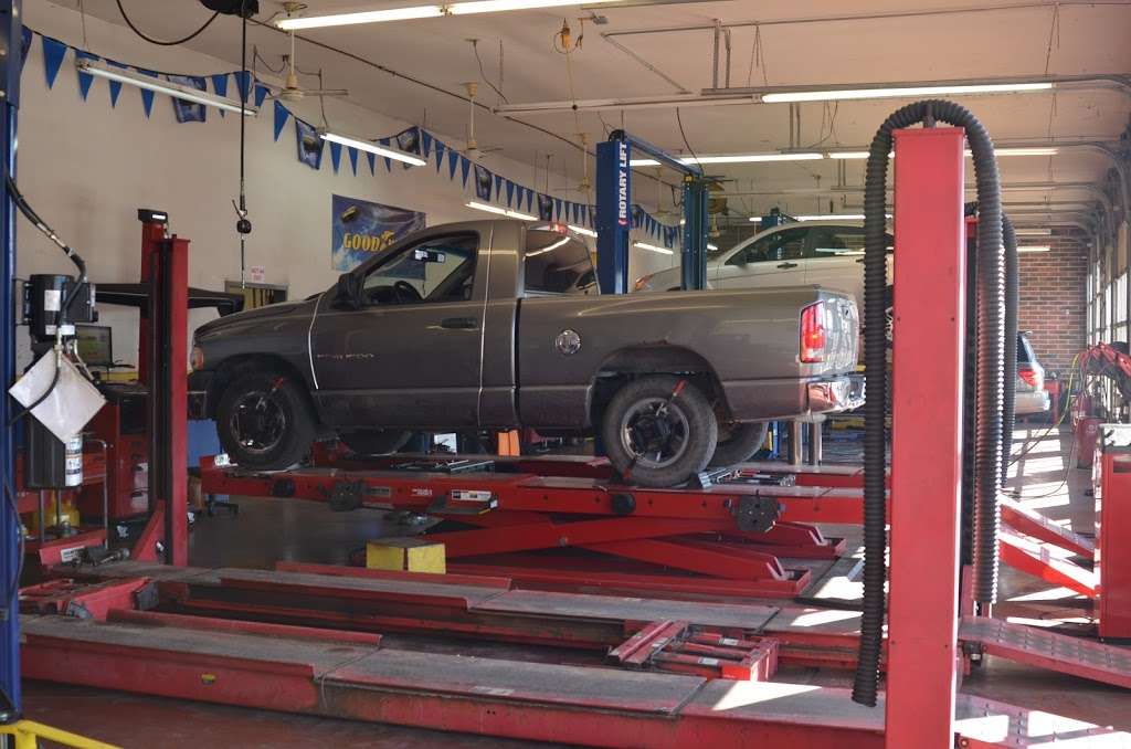 KC Complete Auto Service--North Oak | 9581 N McGee St, Kansas City, MO 64155 | Phone: (816) 454-6000