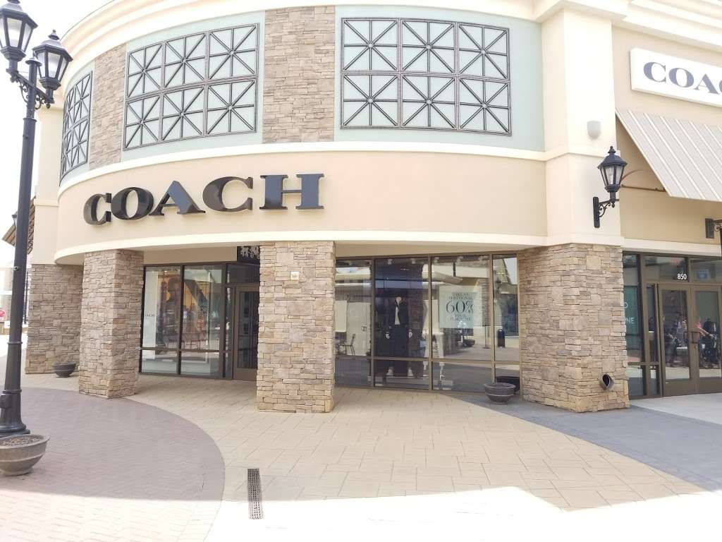 COACH CHARLOTTE | 5416 New Fashion Way #850, Charlotte, NC 28278, USA | Phone: (704) 588-6598