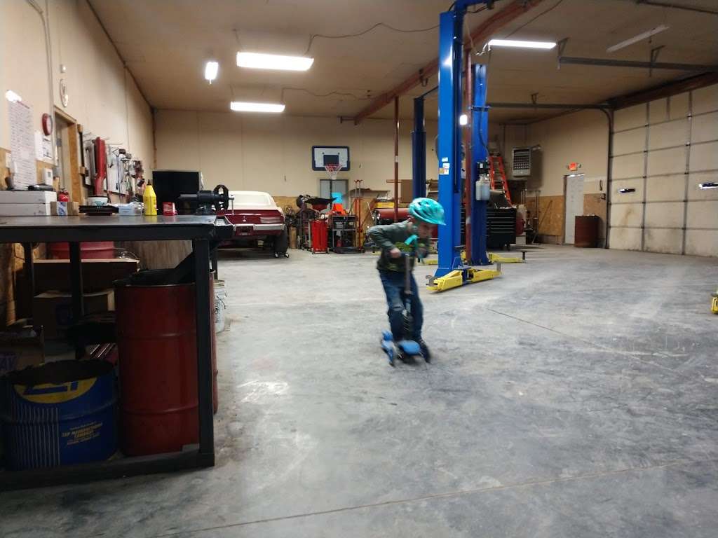 Turner Automotive 3504 Pear St, St Joseph, MO 64503