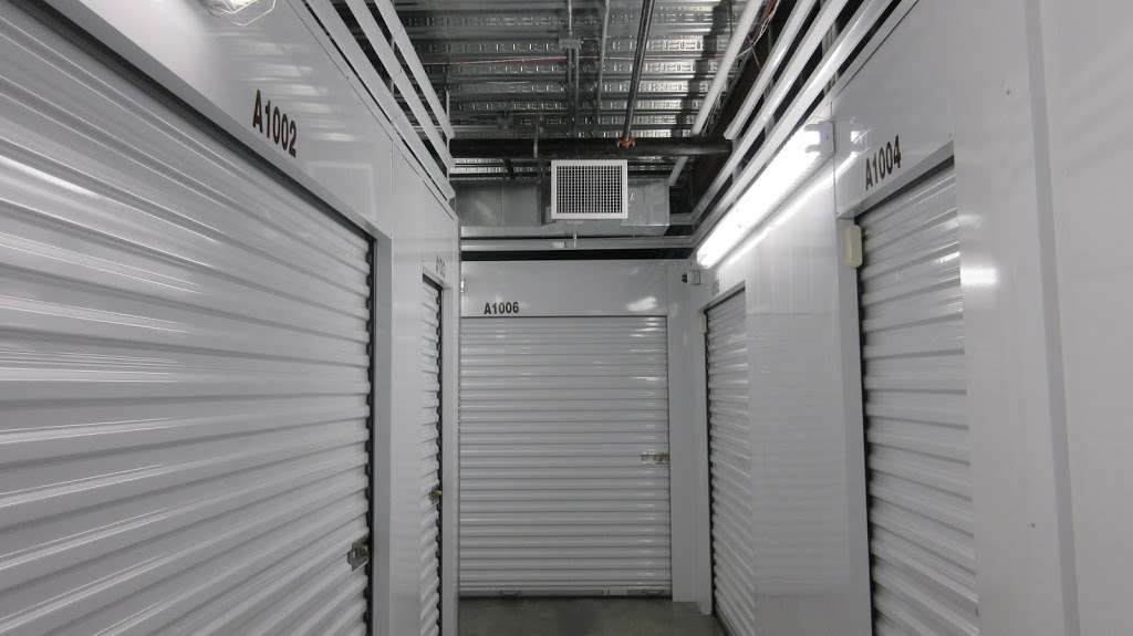 Storage West | 4153 Hwy 6, Sugar Land, TX 77478 | Phone: (281) 560-4978