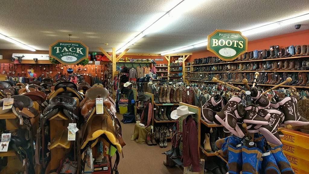 Pleasant Hills Saddle Shop Inc | 16350 Kenrick Loop, Lakeville, MN 55044, USA | Phone: (952) 435-2555