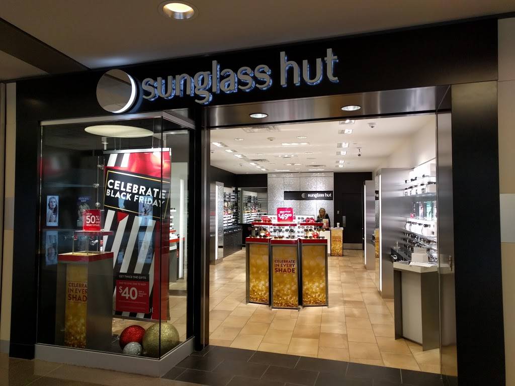 Sunglass Hut | 1000 Airport Blvd, Pittsburgh, PA 15231, USA | Phone: (412) 472-0762