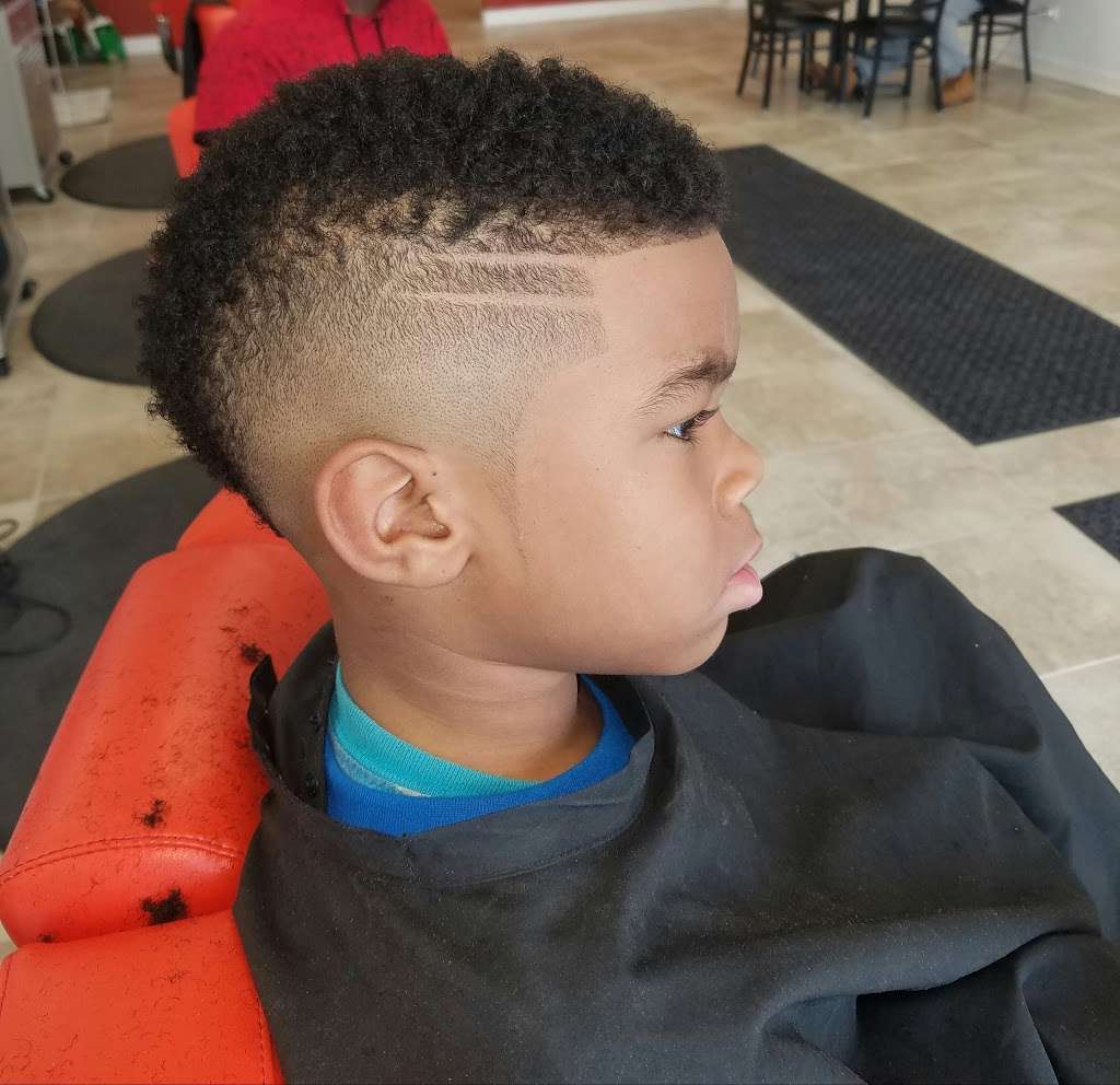 Proficient Cuts | 371 S Budler Rd, Romeoville, IL 60446, USA | Phone: (815) 582-6073
