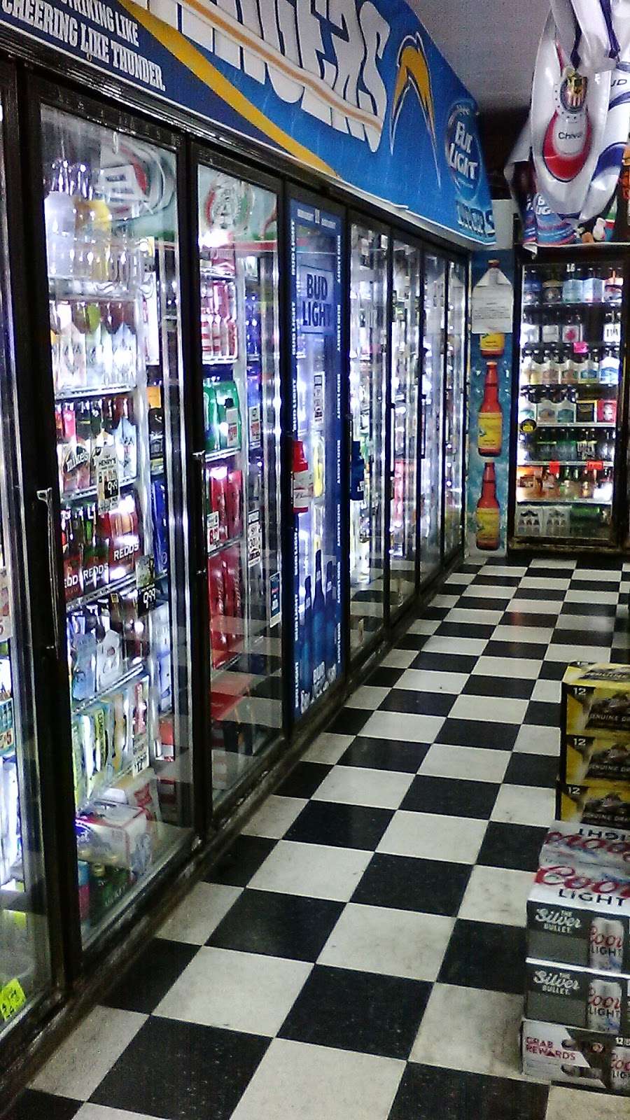 Hi Bev Liquor & Kegs | 2111 Highland Ave, National City, CA 91950, USA | Phone: (619) 474-7784