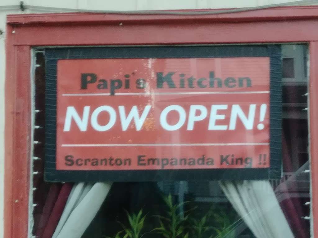 Papis Kitchen | 2124 Pittston Ave, Scranton, PA 18505, USA | Phone: (570) 207-9200