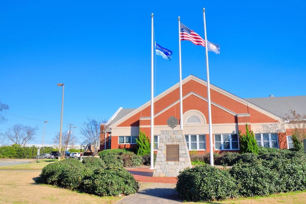 Portsmouth Fire Station | 1601 Effingham St, Portsmouth, VA 23704, USA | Phone: (757) 393-8521